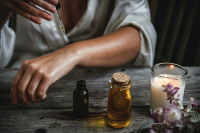 The Ultimate Guide to Essential Oils for Natural Skincare